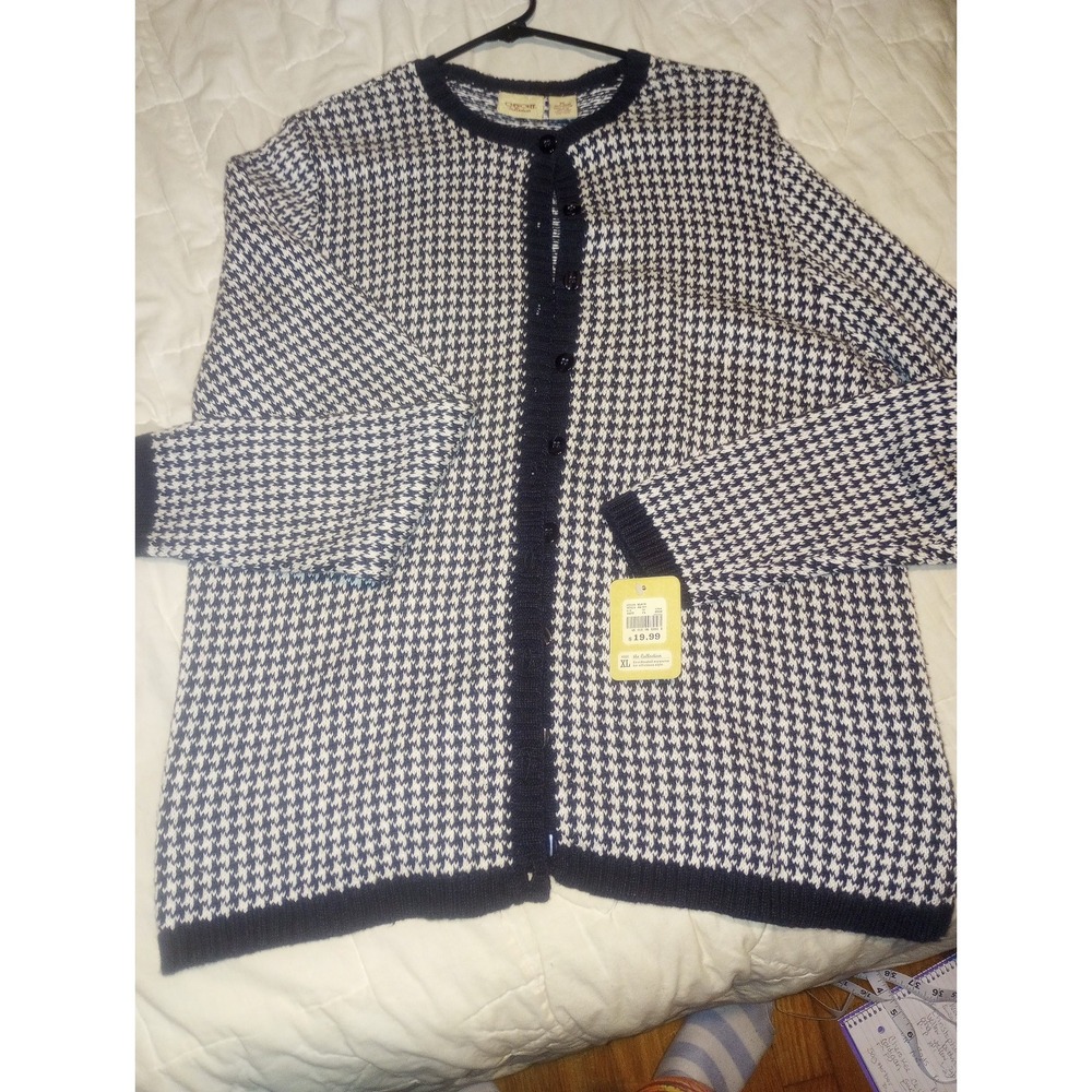 Cherokee collection XL button cardigan sweater‎ women